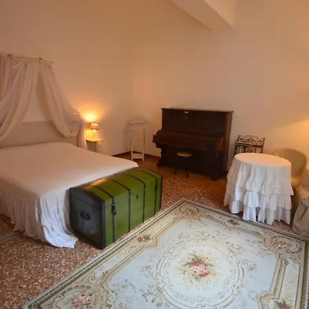 Marsala Charme Apartman Bologna